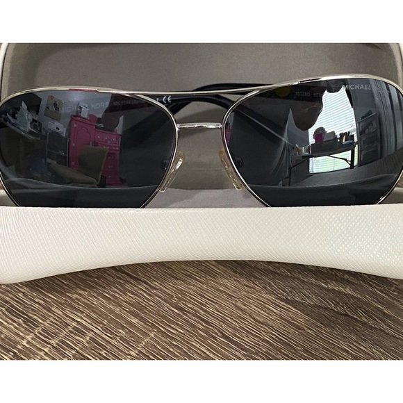 Michael Kors Sunglasses - Picture 2 of 16